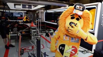 AP-1T1X3NHZN1W11_news