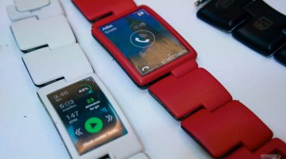 Blocks wearables smartwatch