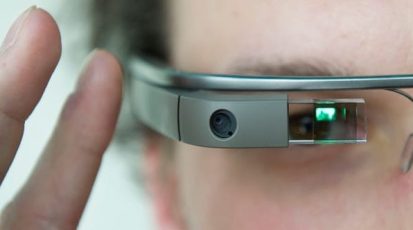 USA: consumer is expelled from restaurant for using Google Glass