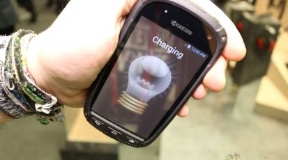 Kyocera-Solar-Smartphone-Prototype-0004