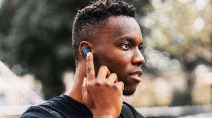 Sport_Earbuds_Baltic_Blue