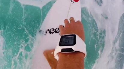 Surf-GPS-watch-by-Rip-Curl