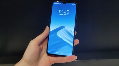 Xiaomi-Mi-9-voorkant