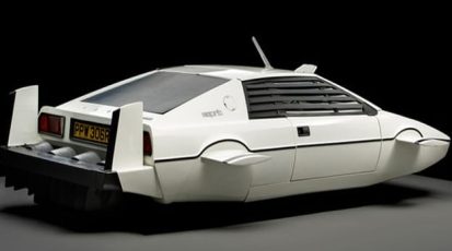 elon-musk-james-bond