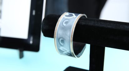 LookSee armband