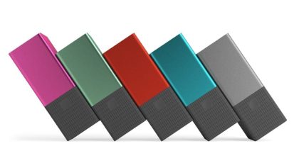 lytro-family_leaning_5_up
