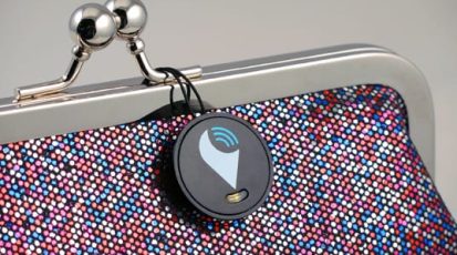 phone_halo_stickr_trackr_wpurse_10_web