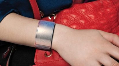 safelet-safety-bracelet-by-everfind1