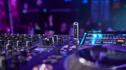 sandisk-dj-usb-flash-dual-drive-featured1.jpg.wdthumb.1280.1280 Beeld: SanDisk